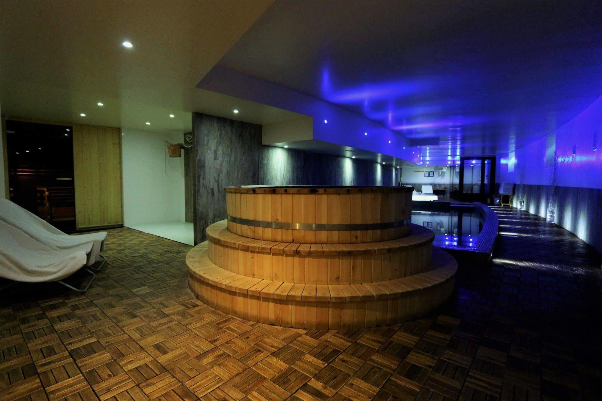 Rock Noir & Spa La Salle-les-Alpes Luaran gambar